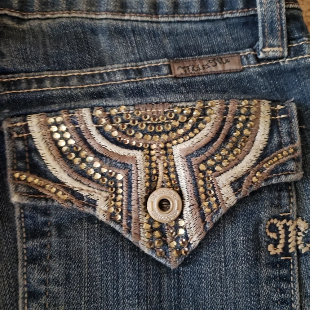 Miss Me Jeans Women's Size 27 Jeweled Embroidered Pockets JP4794 Blue